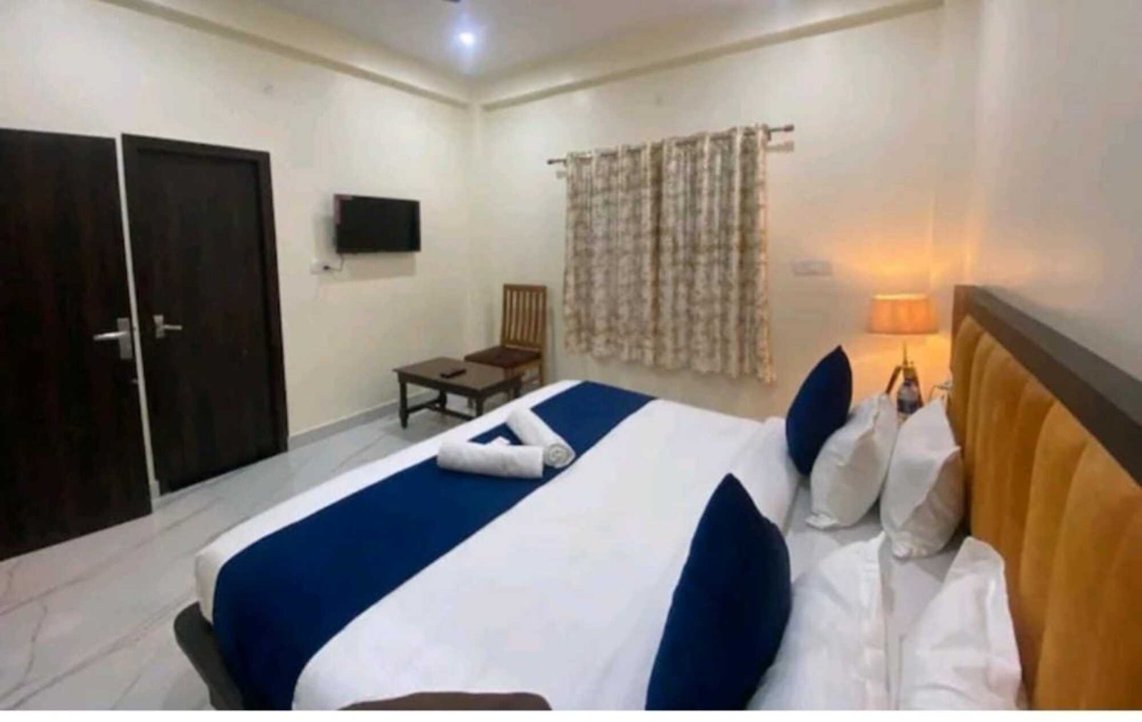 Nandan Residency | Hotel Near Ram Mandir Ayodhya Dham with Parking